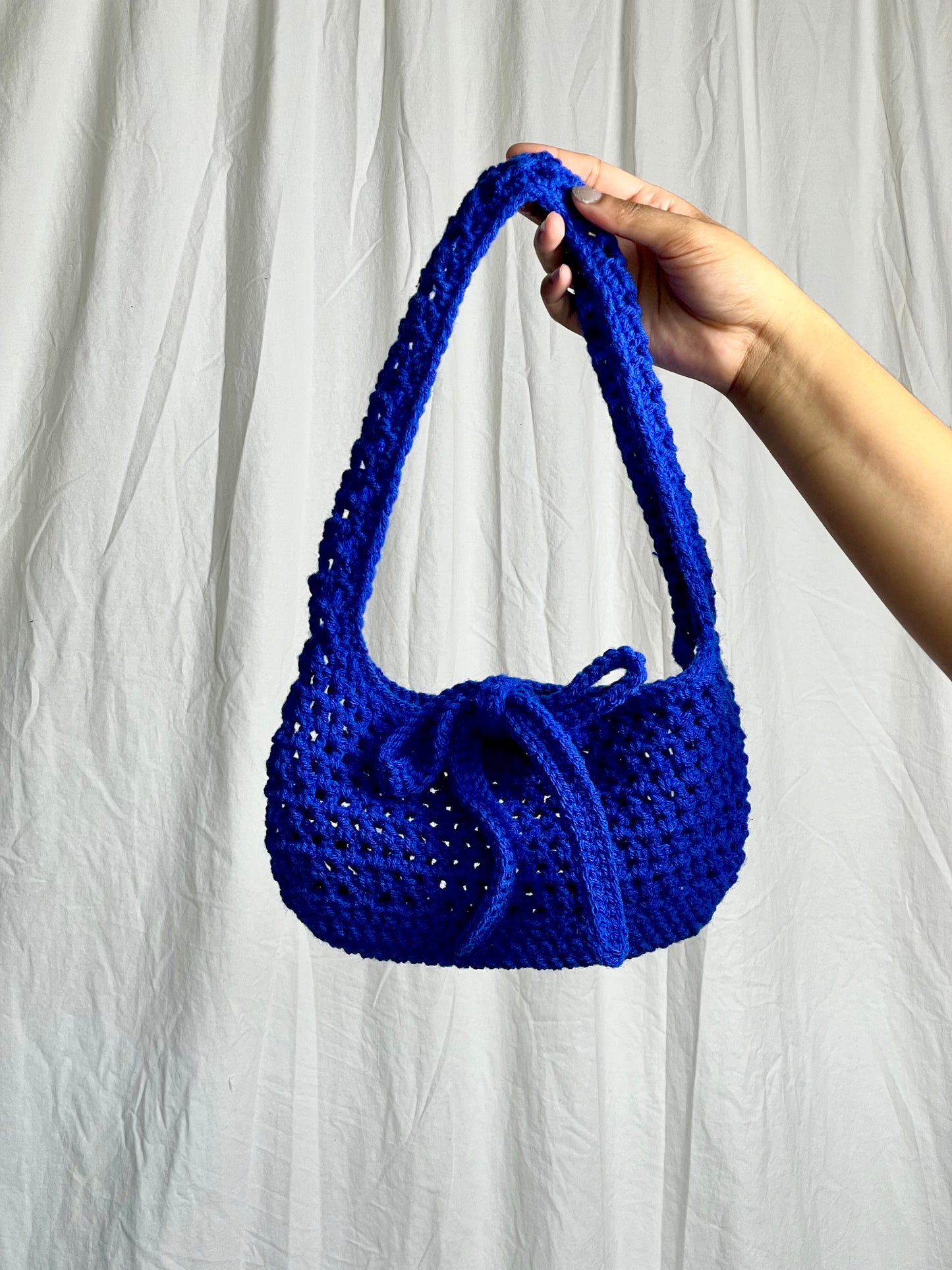 Medium Bow Shoulder Bag